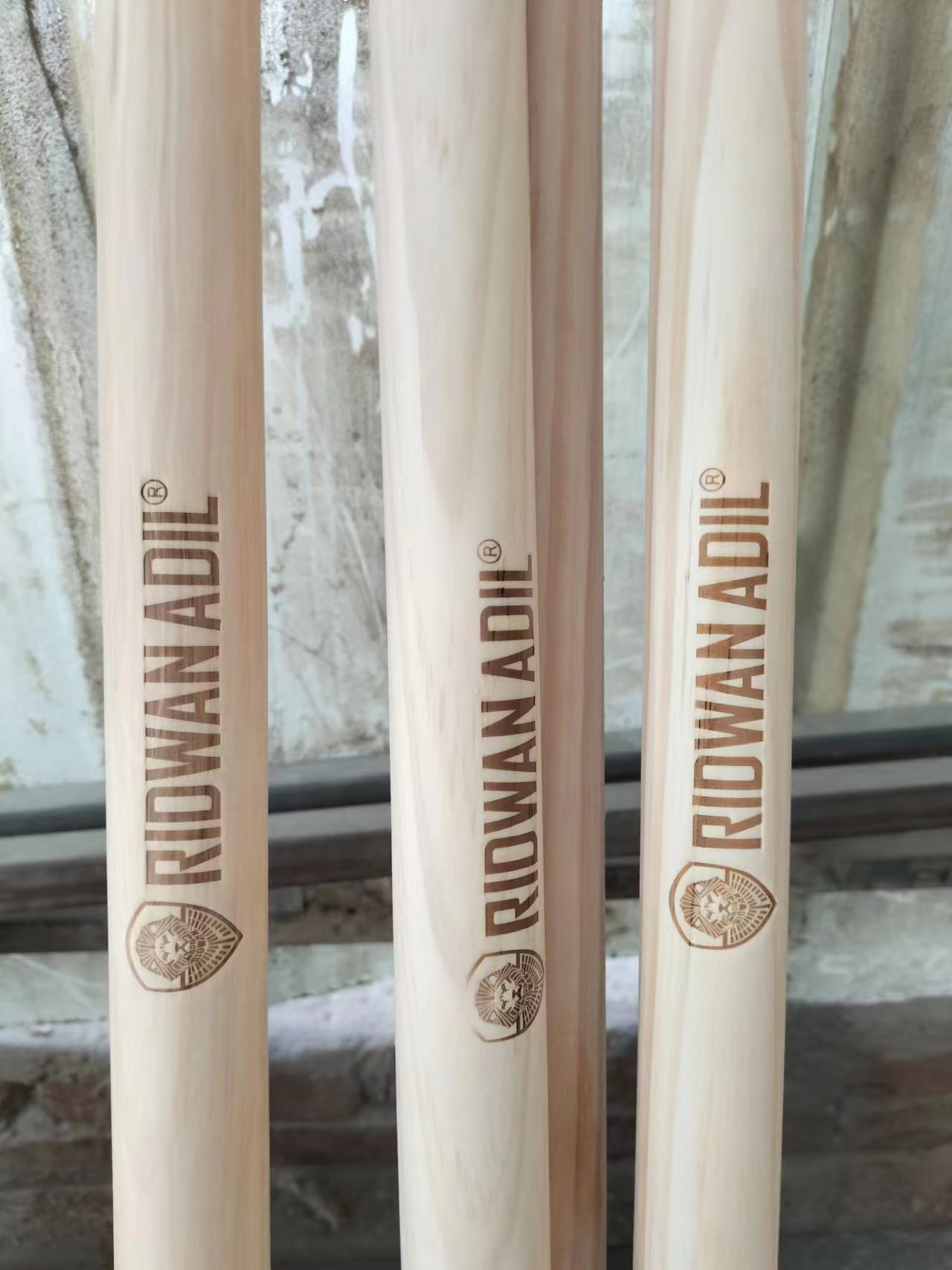 Premium Pine Wood Shovel Handles for Middle East Market